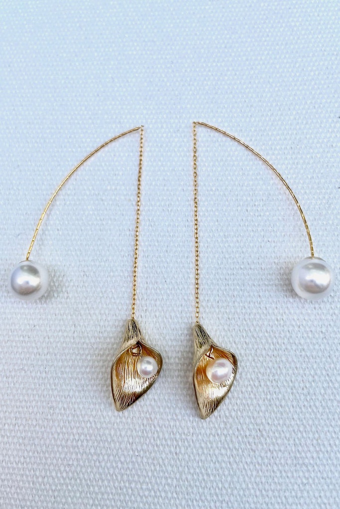 Calla Lily Earrings